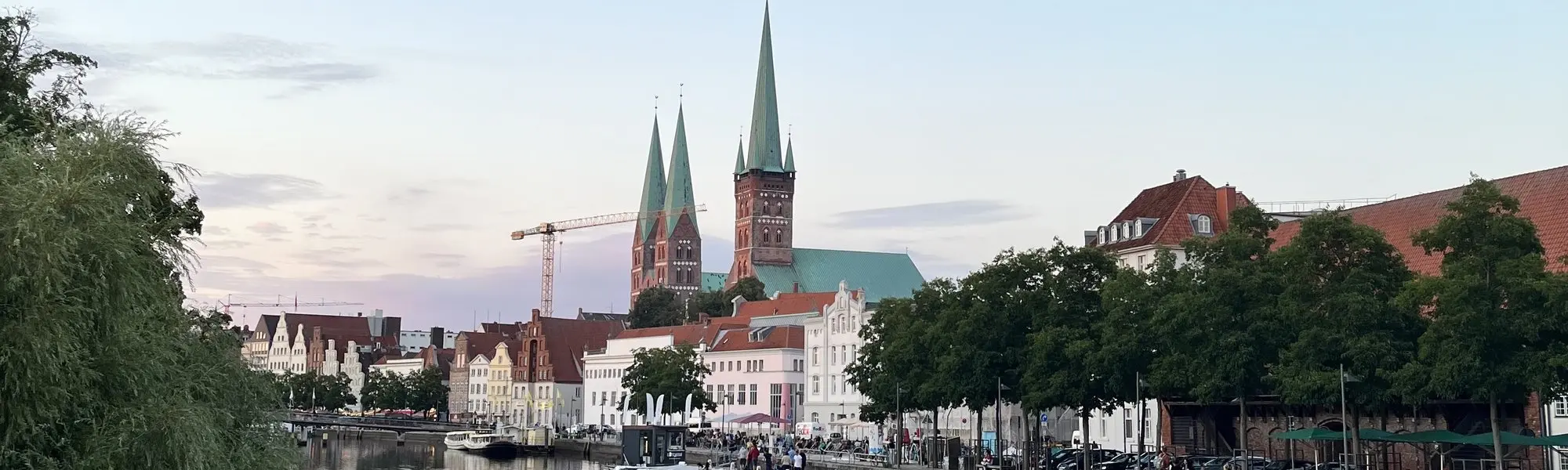 Altstadt Lübeck mit Marienkirche Altstadt Lübeck mit Marienkirche